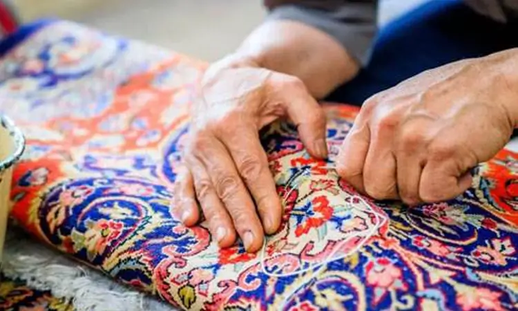 شستن فرش دستباف در خانه